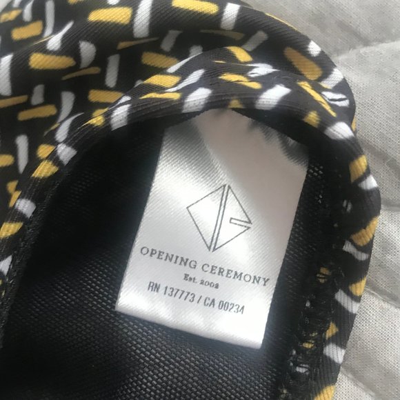 Opening Ceremony Bikini Set w/Matching Bag - Picture 2 of 3